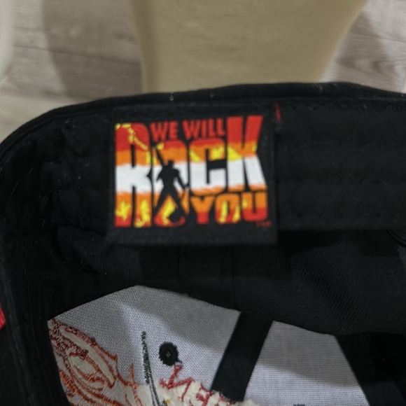 Queen black embroidered rock n roll baseball cap hat - Picture 9 of 9